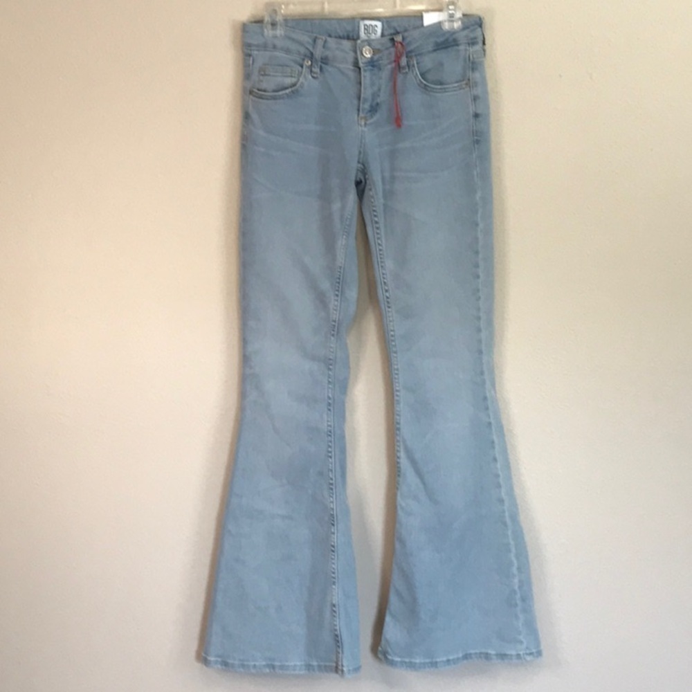 BDG Urban Outfitters Light Wash Flare Jeans Women's 29 Waist New With Tags